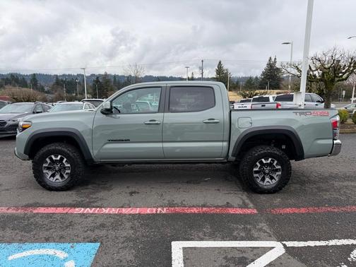 2023 Toyota Tacoma TRD Off Road