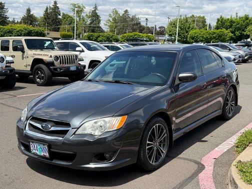 Diamond Gray Metallic 2009 Subaru Legacy 2.5i