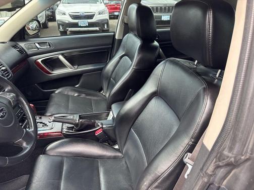 Diamond Gray Metallic 2009 Subaru Legacy 2.5i
