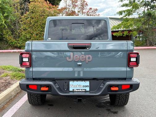 Anvil Clearcoat 2026 Jeep Gladiator Mojave
