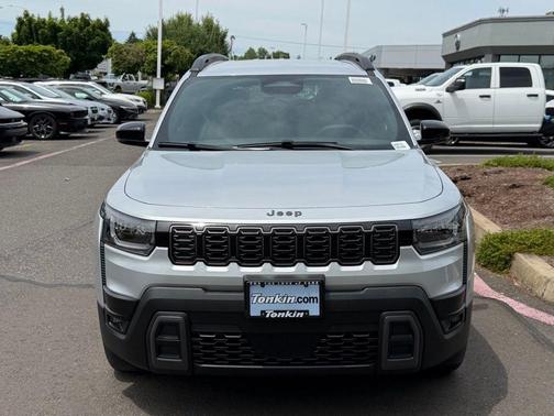 Silver Zynith Clearcoat 2026 Jeep Cherokee LAREDO/LIMITED