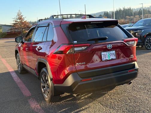2024 Toyota RAV4 Hybrid XLE Premium