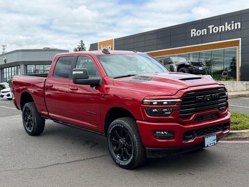 Molten Red Pearlcoat 2026 RAM 2500 Laramie