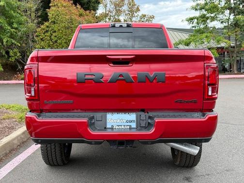 Molten Red Pearlcoat 2026 RAM 2500 Laramie
