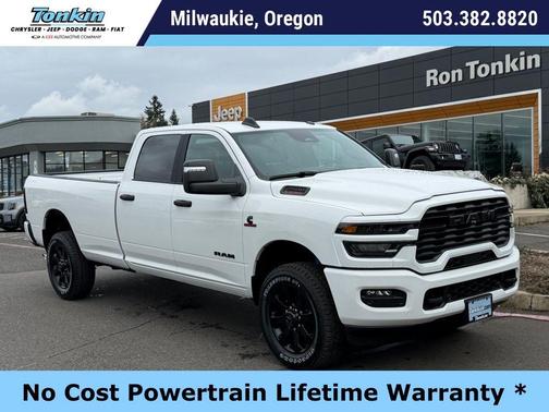 Bright White Clearcoat 2026 RAM 2500 Big Horn