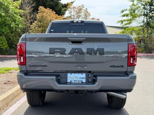 Ceramic Gray Clearcoat 2026 RAM 2500 Laramie