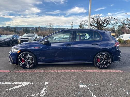 2024 Volkswagen Golf GTI 2.0T SE