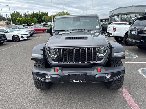 Granite Crystal Clearcoat Metallic 2025 Jeep Gladiator Mojave