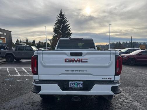 2022 GMC Sierra 2500 AT4