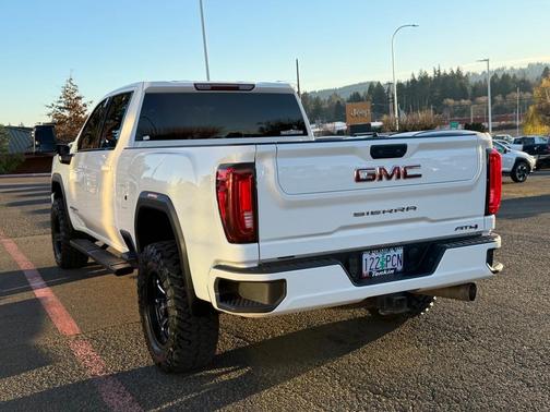 2022 GMC Sierra 2500 AT4
