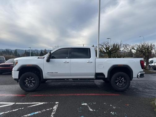 2022 GMC Sierra 2500 AT4