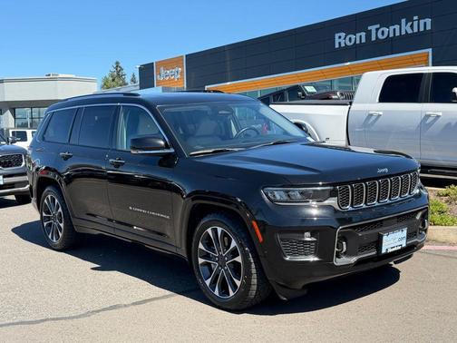 Diamond Black 2022 Jeep Grand Cherokee L Overland