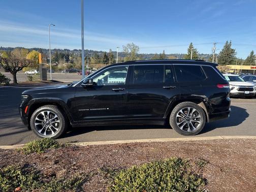 2022 Jeep Grand Cherokee L Overland