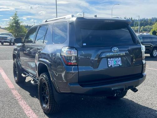 2018 Toyota 4Runner SR5
