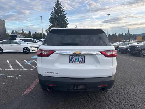 2021 Chevrolet Traverse LS