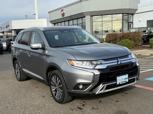 2020 Mitsubishi Outlander SEL