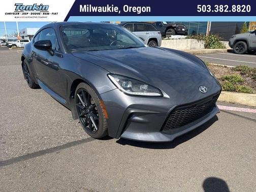 Pavement 2024 Toyota GR86 Premium