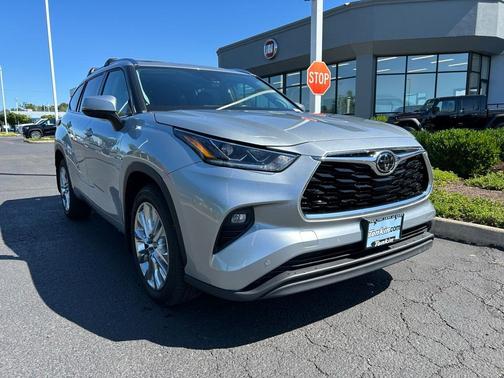 2021 Toyota Highlander Limited