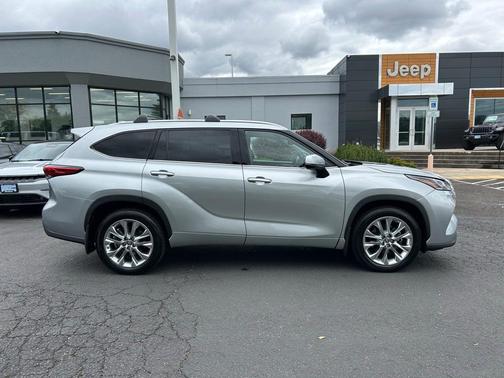 2021 Toyota Highlander Limited