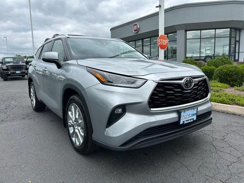 2021 Toyota Highlander Limited