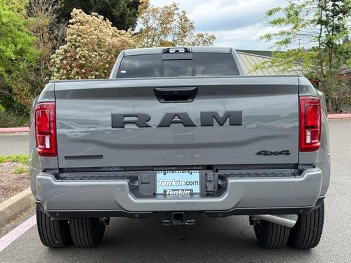 Ceramic Gray Clearcoat 2026 RAM 3500 Big Horn