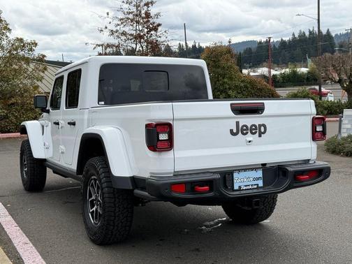 Bright White Clearcoat 2026 Jeep Gladiator Rubicon