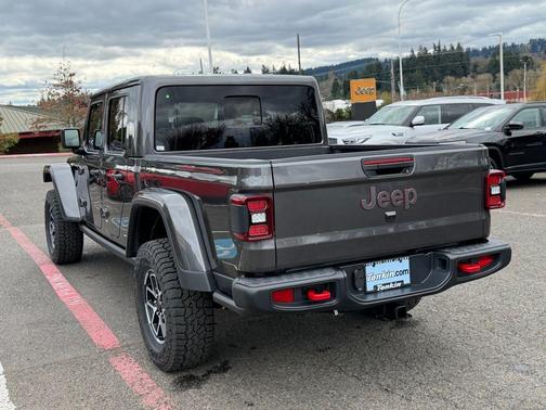 Granite Crystal Clearcoat Metallic 2026 Jeep Gladiator Rubicon