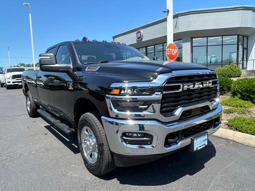 2025 RAM 3500 Tradesman
