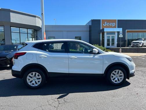 2018 Nissan Rogue Sport S
