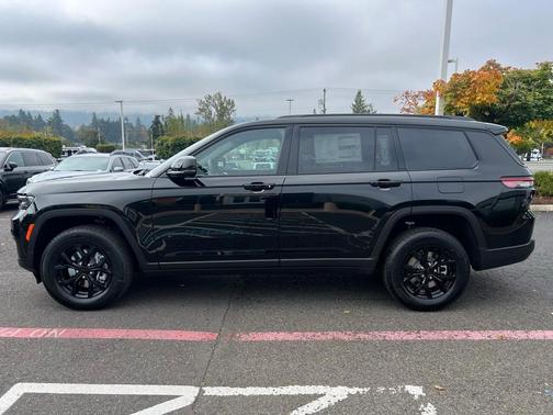 2025 Jeep Grand Cherokee L Laredo