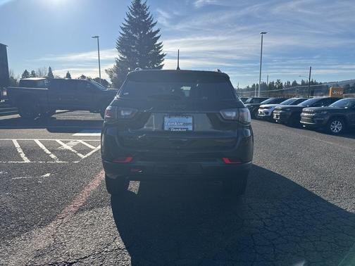 2022 Jeep Compass Trailhawk