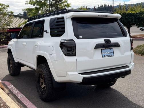 Blizzard Pearl 2022 Toyota 4Runner TRD Off Road Premium