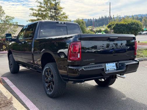 Diamond Black 2027 RAM 2500 Laramie