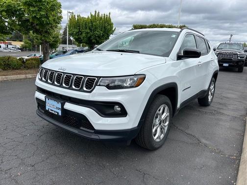 2025 Jeep Compass Latitude