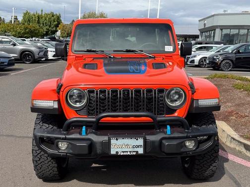 Metallic 2023 Jeep Wrangler 4xe Rubicon