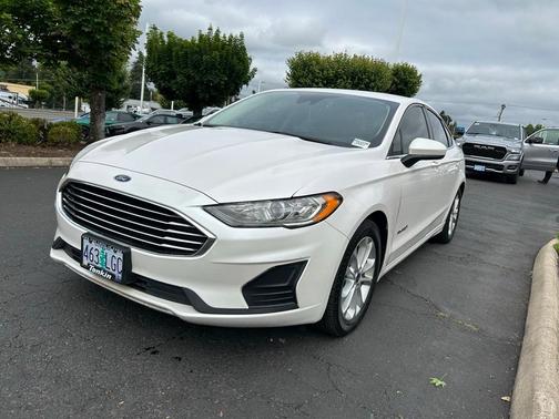 2019 Ford Fusion Hybrid SE