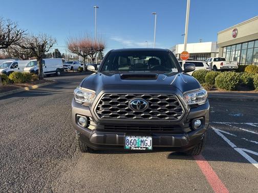 2020 Toyota Tacoma TRD Sport