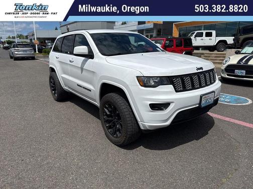 Bright White Clearcoat 2018 Jeep Grand Cherokee Altitude