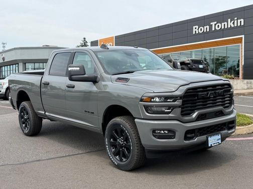 Ceramic Gray Clearcoat 2026 RAM 2500 Big Horn
