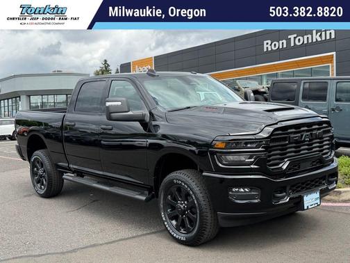 Diamond Black 2026 RAM 2500 Tradesman