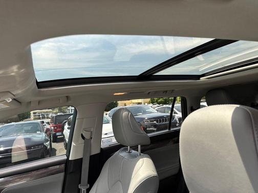 Magnetic Gray Metallic 2022 Toyota Highlander Platinum
