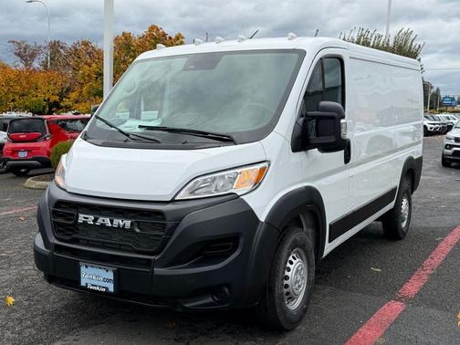 Bright White Clearcoat 2026 RAM ProMaster 1500 Low Roof