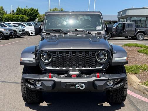 Granite Crystal Clearcoat Metallic 2026 Jeep Gladiator Shadow Ops