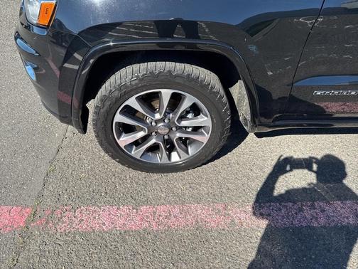 2017 Jeep Grand Cherokee Overland