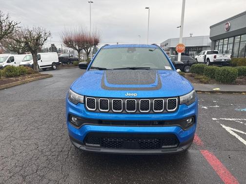 2023 Jeep Compass Latitude Lux