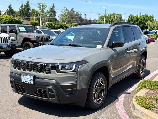 Sting Gray Clearcoat 2026 Jeep Cherokee LAREDO/LIMITED