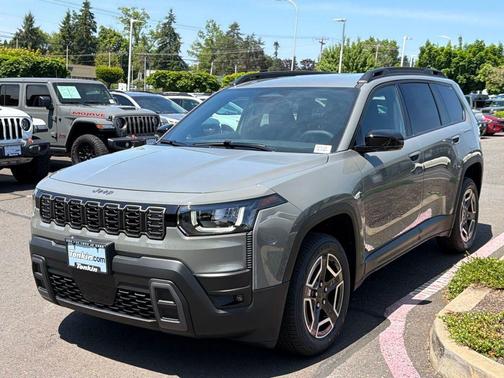 Sting Gray Clearcoat 2026 Jeep Cherokee LAREDO/LIMITED