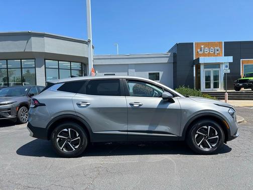 2023 Kia Sportage Hybrid LX