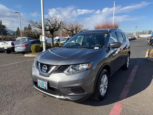 2016 Nissan Rogue SV