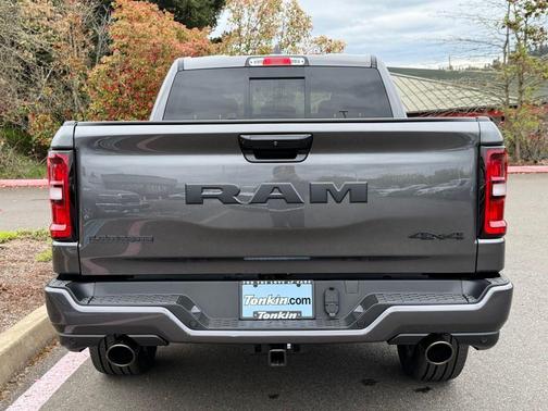 Granite Crystal Clearcoat Metallic 2026 RAM 1500 Laramie